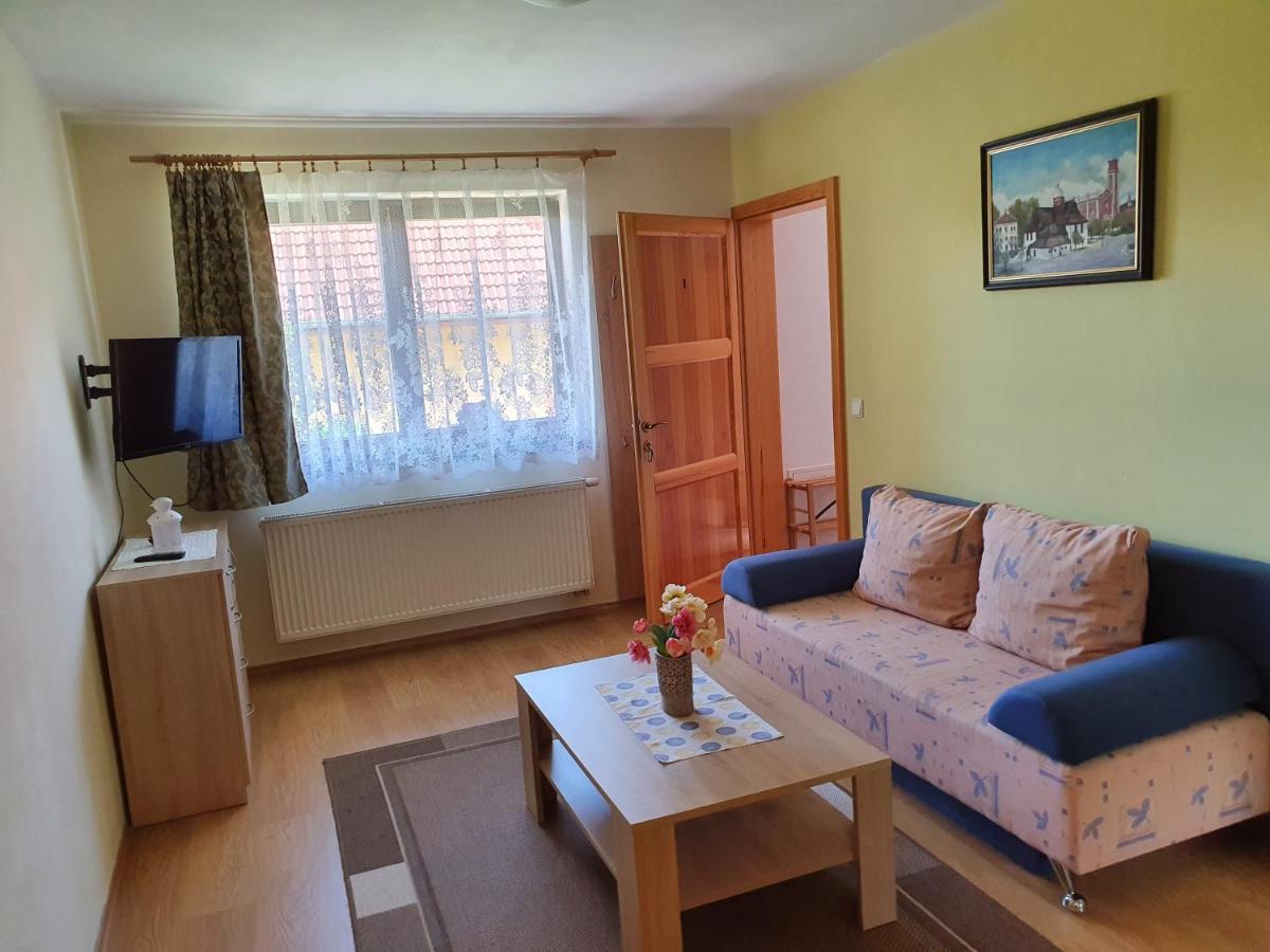 Ferienwohnung Privat Bartky Vrbov Exterior foto