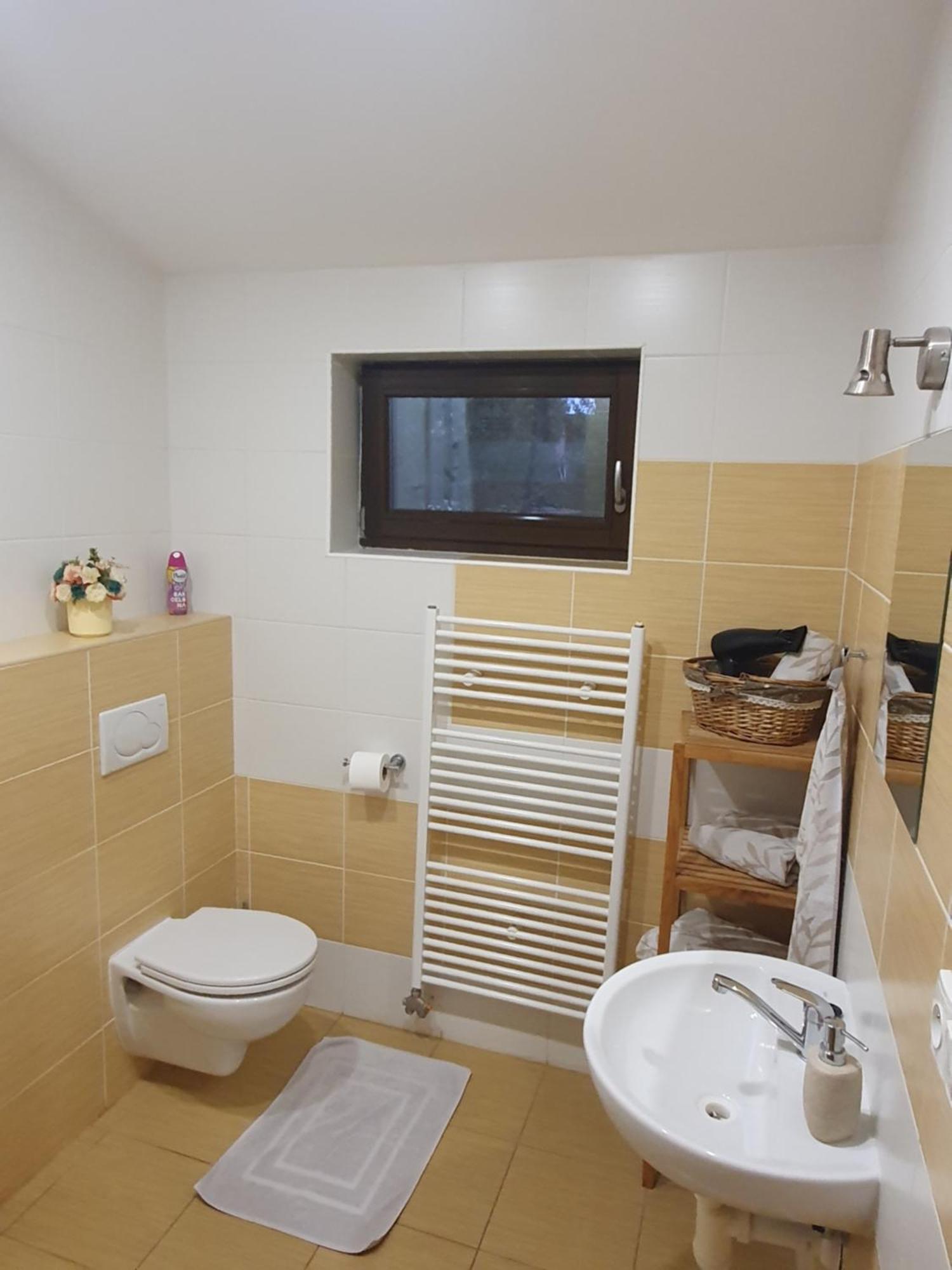 Ferienwohnung Privat Bartky Vrbov Exterior foto